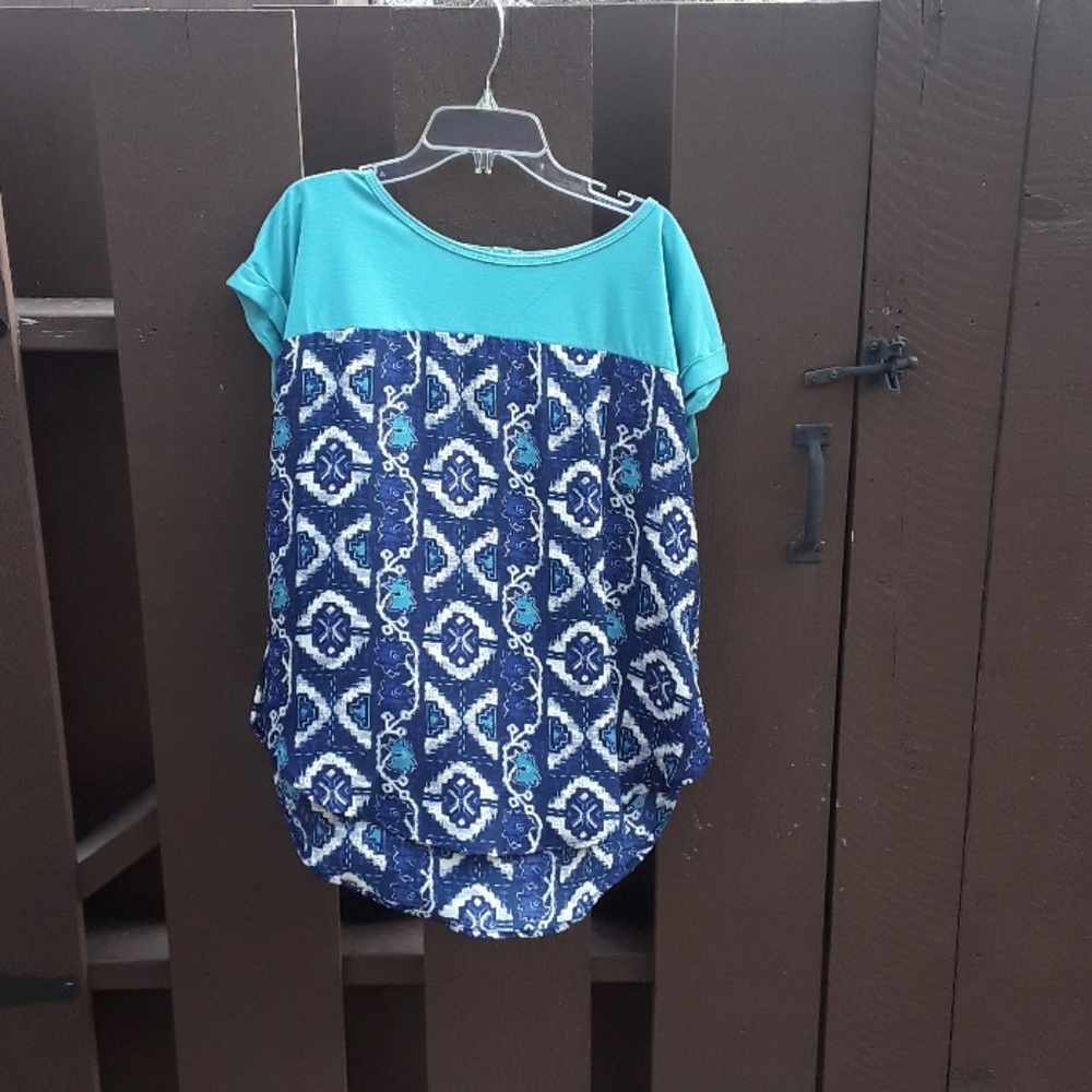 Rewind womens size large dressy shirt